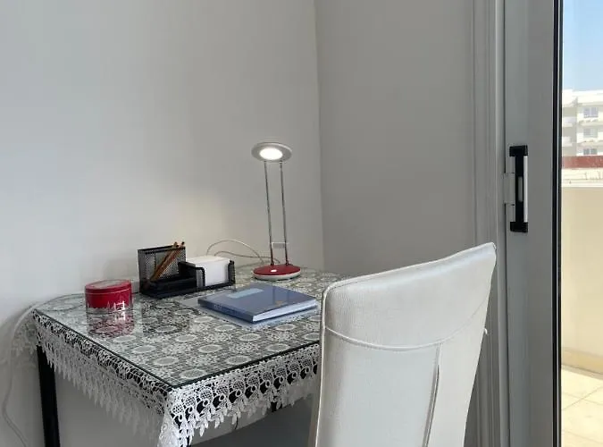 Cyprus Penelope * 拉纳卡